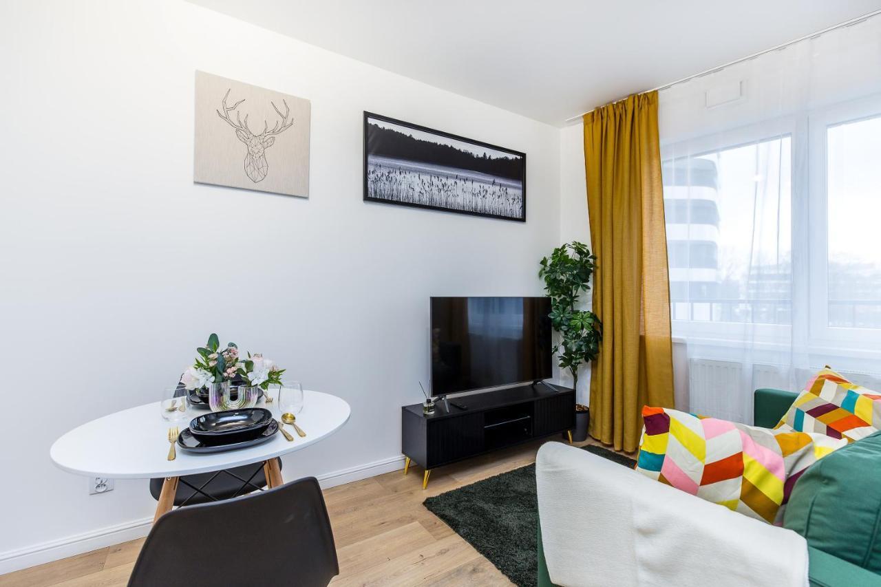 Cloud9 - Barska 69 Apartment Krakow Bagian luar foto